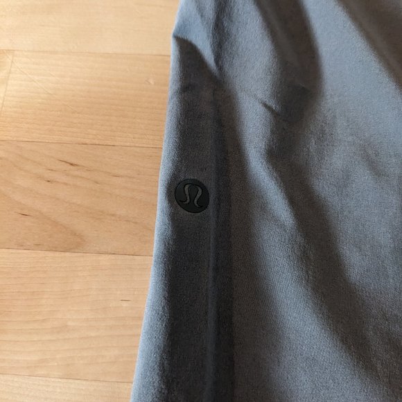 Lululemon - Wanderer Crop (size 2) - Picture 2 of 6